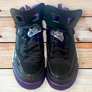 Women Air Jordan Spizike Court Purple Size 8 Black Anthracite White Purple VGUC